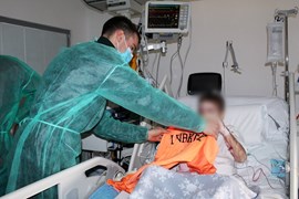 Dominik Livaković posjetio dječaka kojemu su nedavno transplantirana pluća